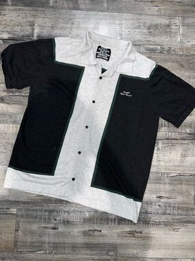 Urban Outfitters Black & Light Gray Short Sleeve Button-Up Shirt